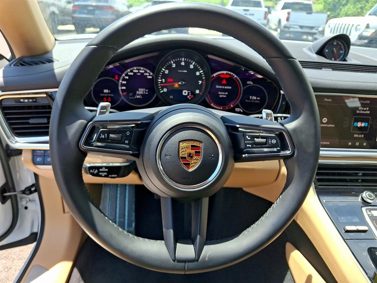 Porsche Panamera RWD 2022