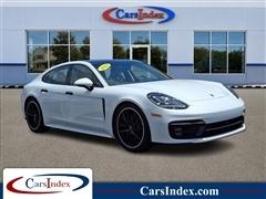 2022 Porsche Panamera 