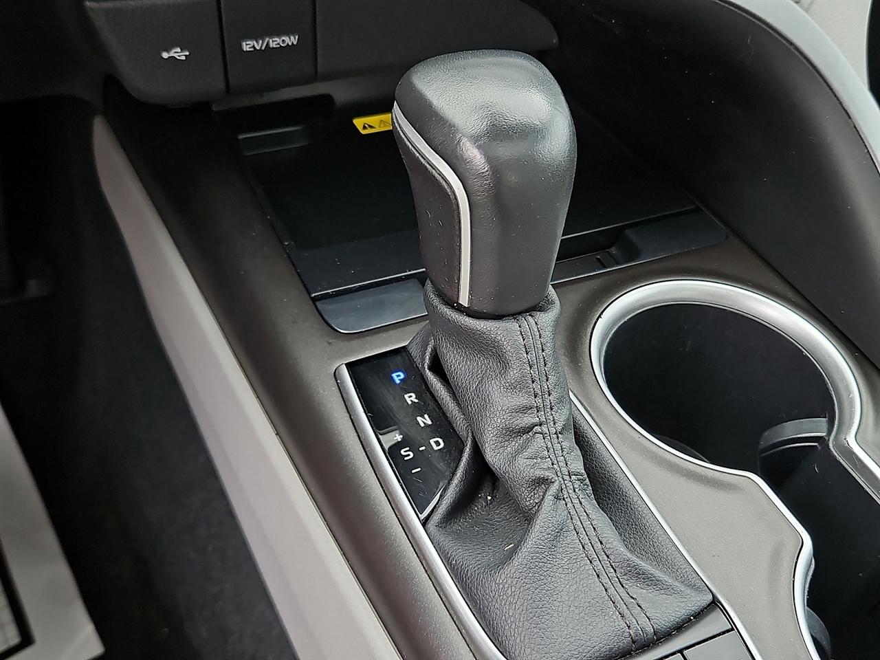 Toyota Camry XLE Auto AWD (Natl) 2023