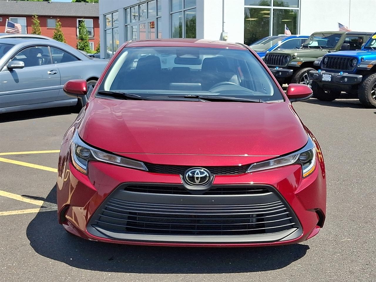 Toyota Corolla LE CVT (Natl) 2025