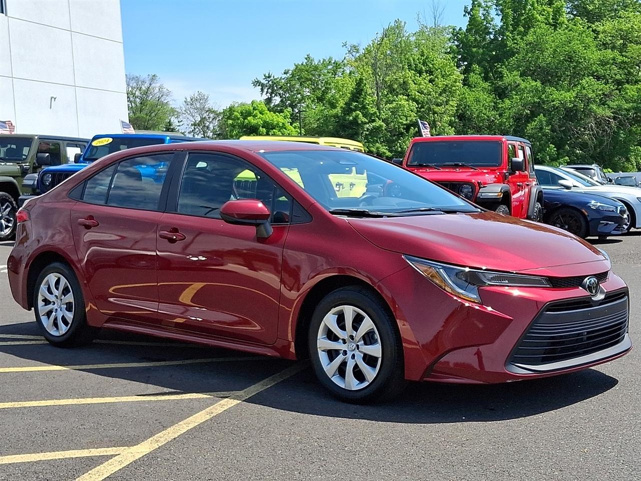 Toyota Corolla LE CVT (Natl) 2025
