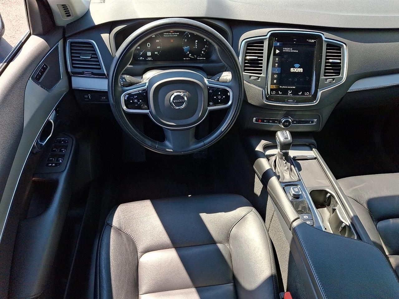 Volvo XC90 T5 AWD Momentum 7P 2022