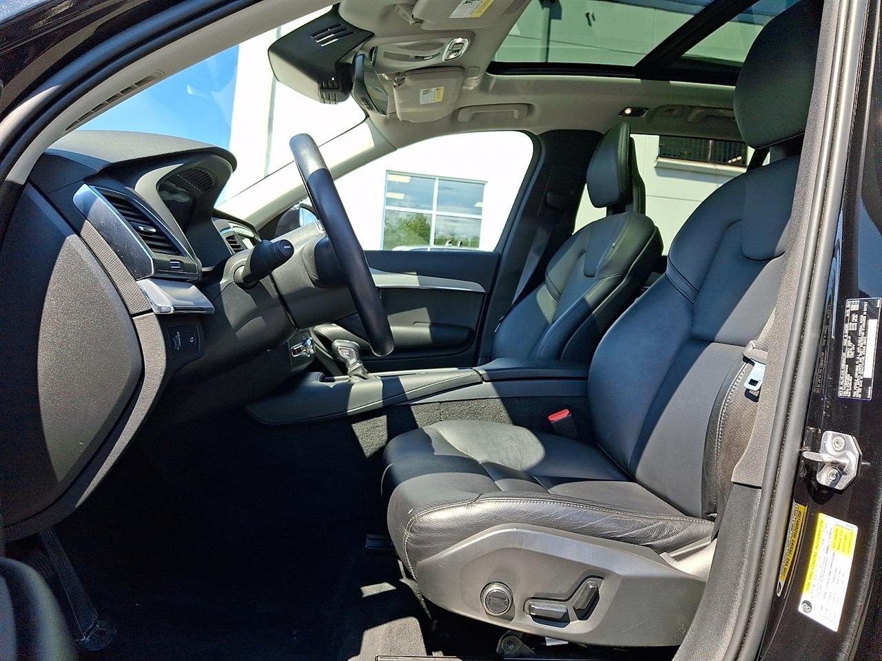 Volvo XC90 T5 AWD Momentum 7P 2022