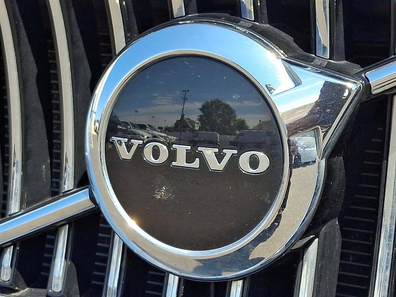 Volvo XC90 T5 AWD Momentum 7P 2022