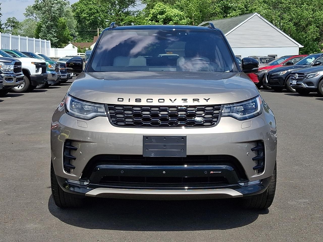 Land Rover Discovery P300 S R-Dynamic 2023