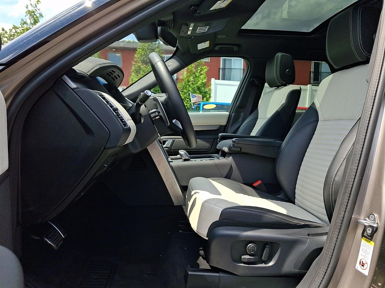 Land Rover Discovery P300 S R-Dynamic 2023