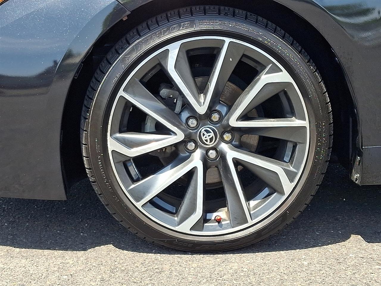 Toyota Corolla SE Nightshade CVT (Natl) 2022