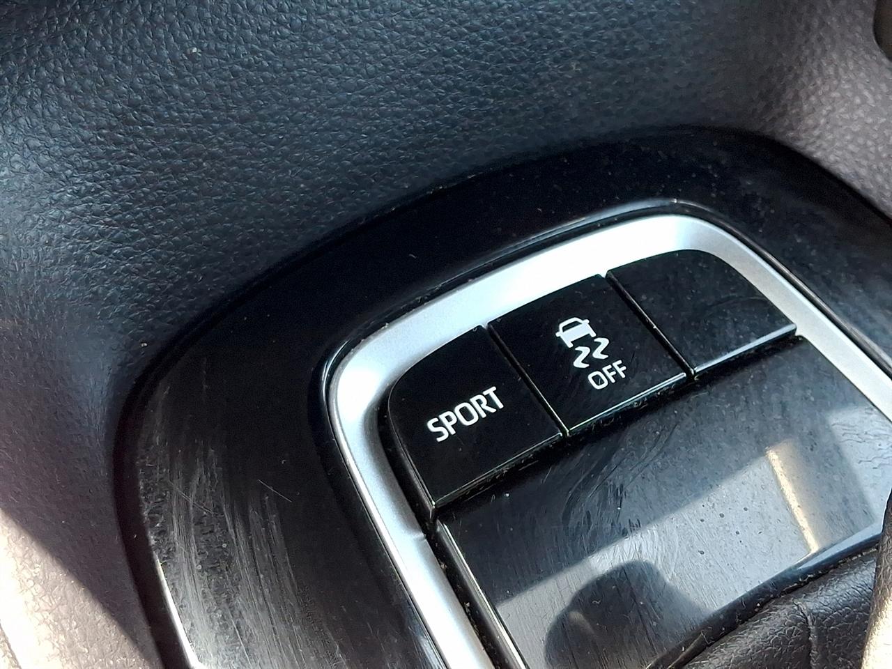 Toyota Corolla SE Nightshade CVT (Natl) 2022