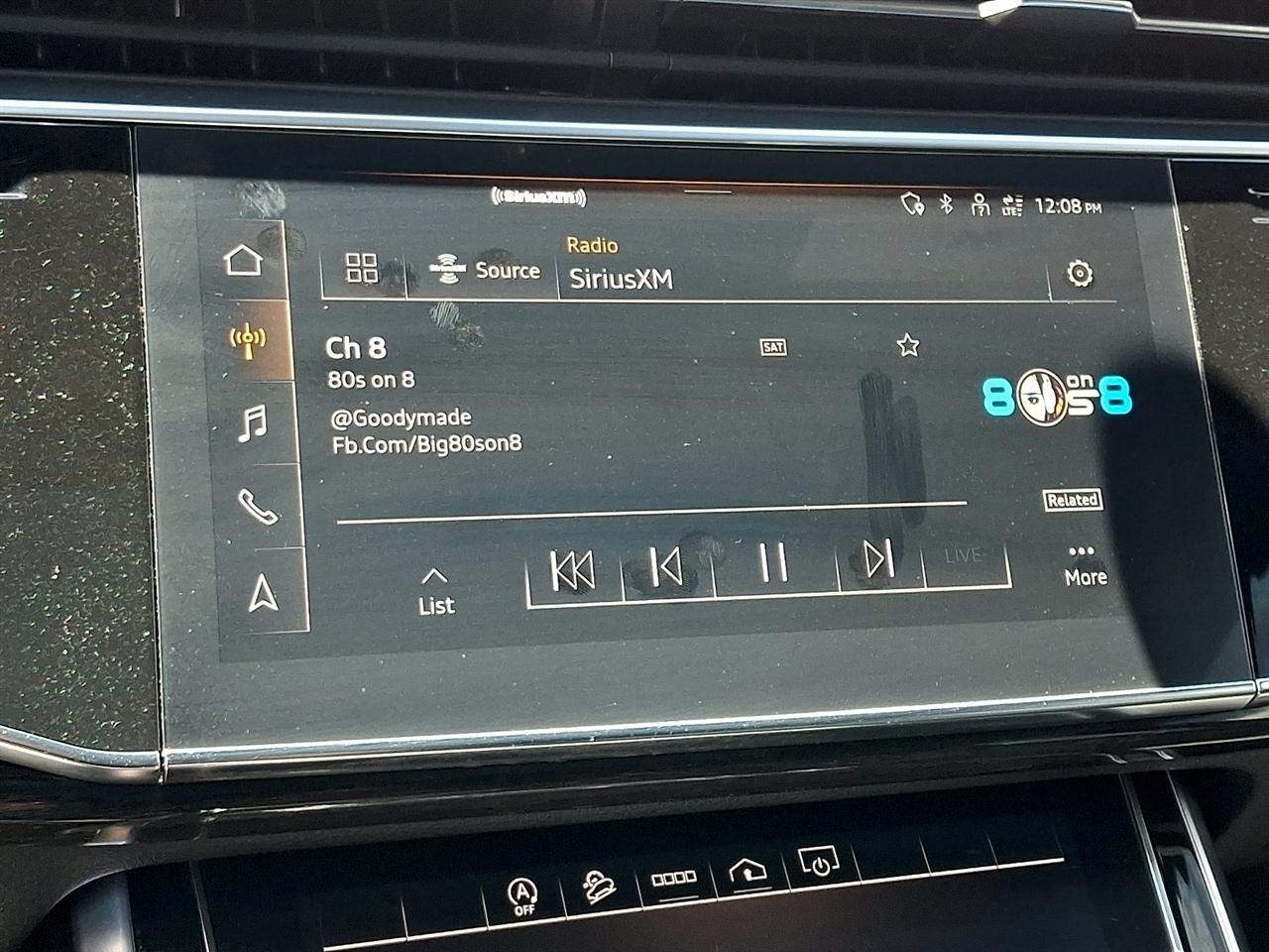 Audi Q8 Premium Plus 55 TFSI quattro 2021