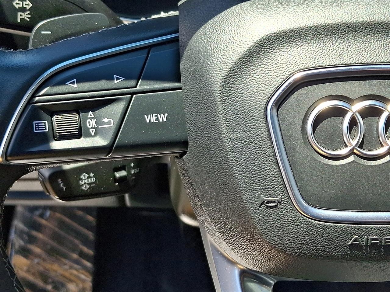 Audi Q8 Premium Plus 55 TFSI quattro 2021