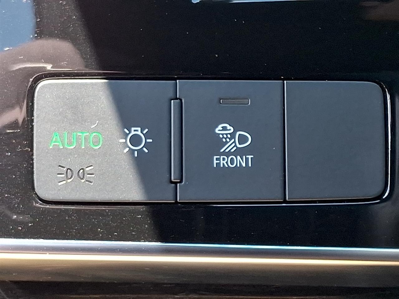 Audi Q8 Premium Plus 55 TFSI quattro 2021