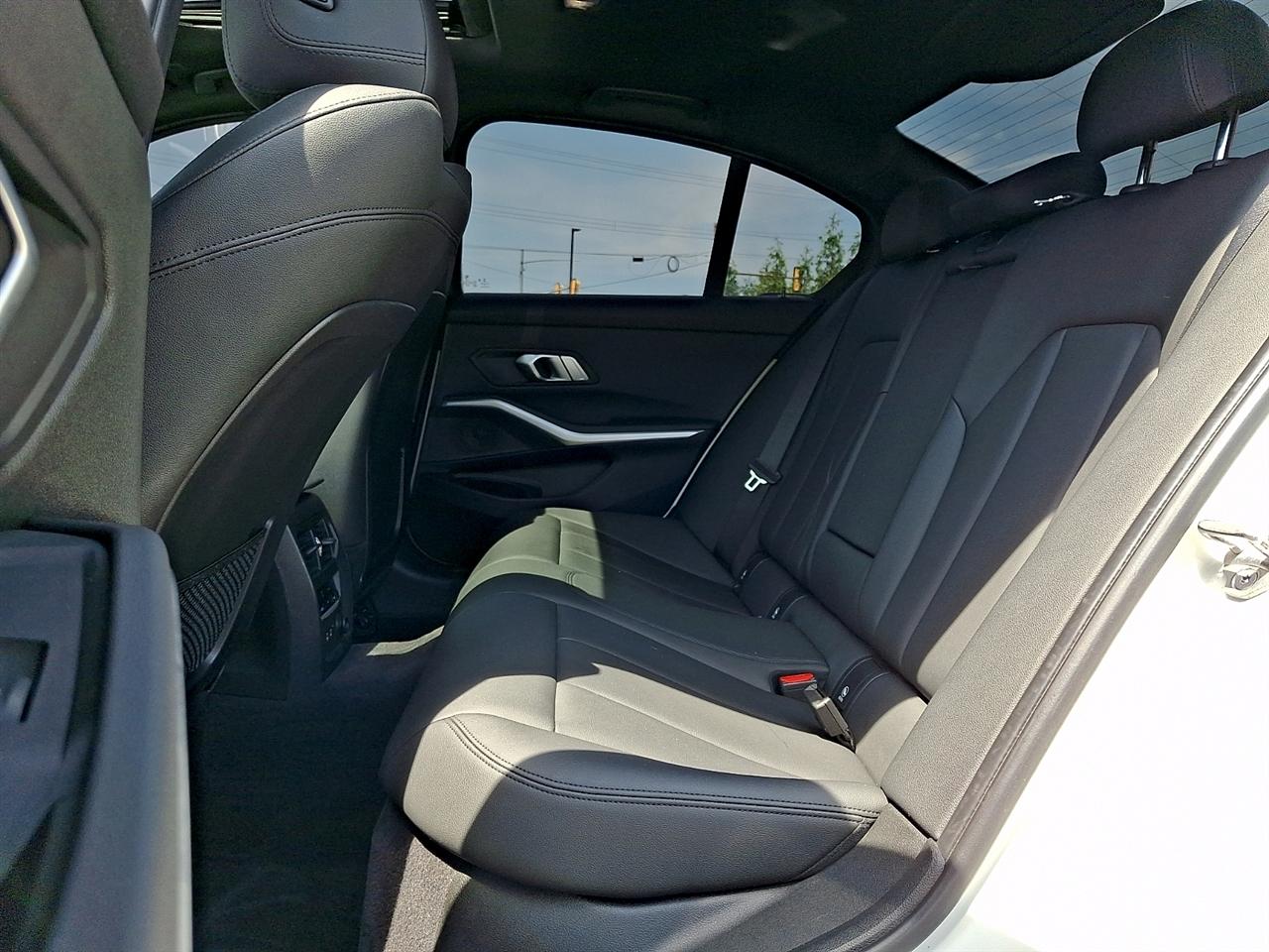 BMW 3 Series 330i xDrive Sedan 2019