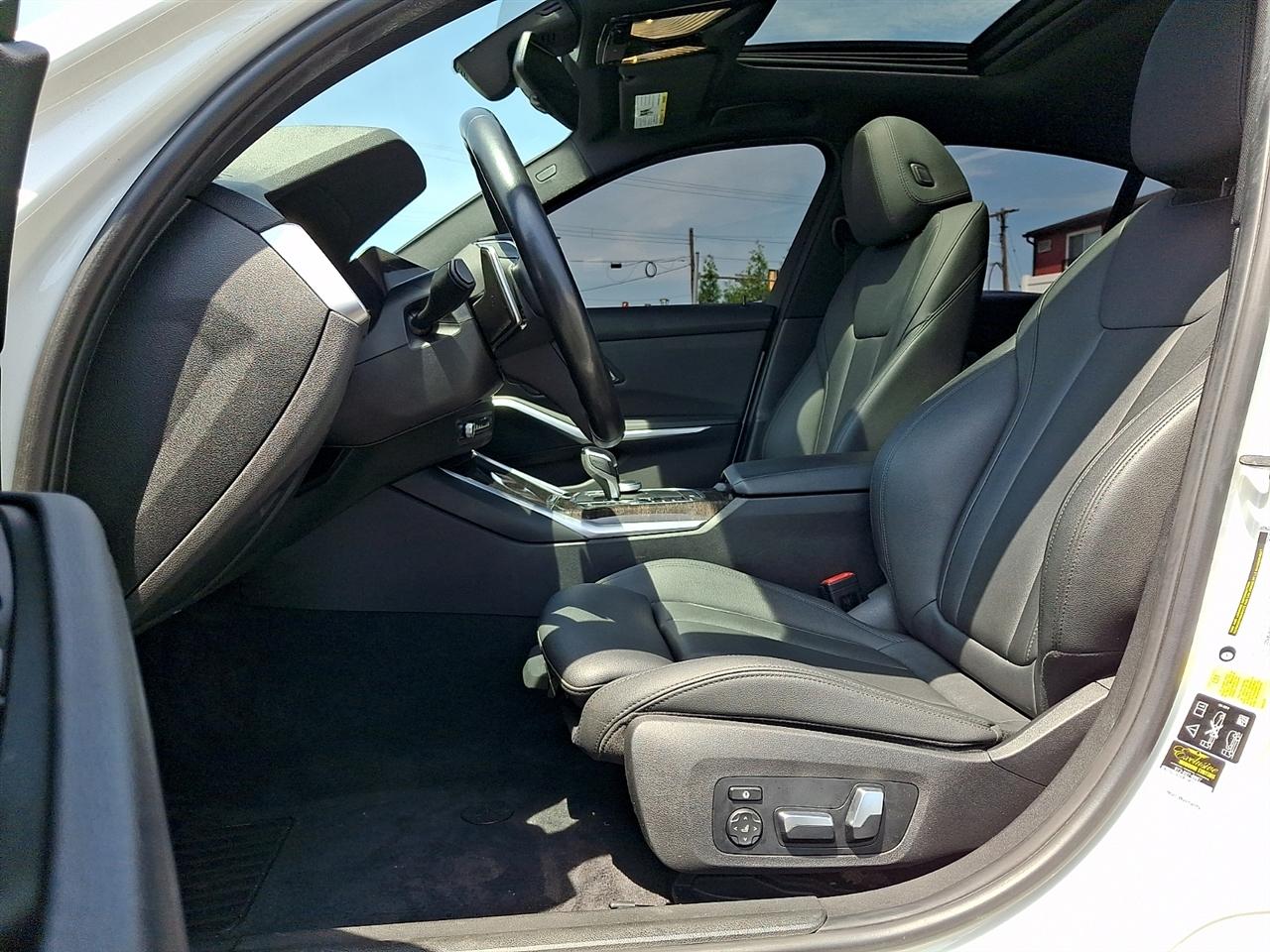 BMW 3 Series 330i xDrive Sedan 2019