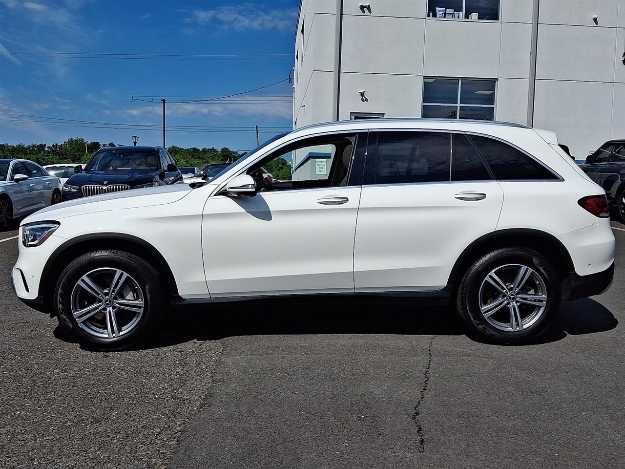 Mercedes-Benz GLC GLC 300 4MATIC SUV 2021