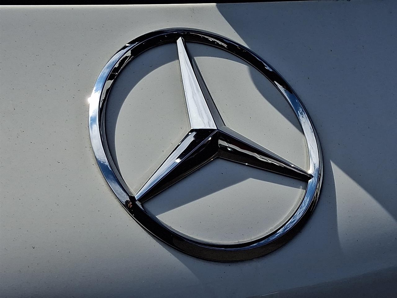 Mercedes-Benz GLC GLC 300 4MATIC SUV 2021