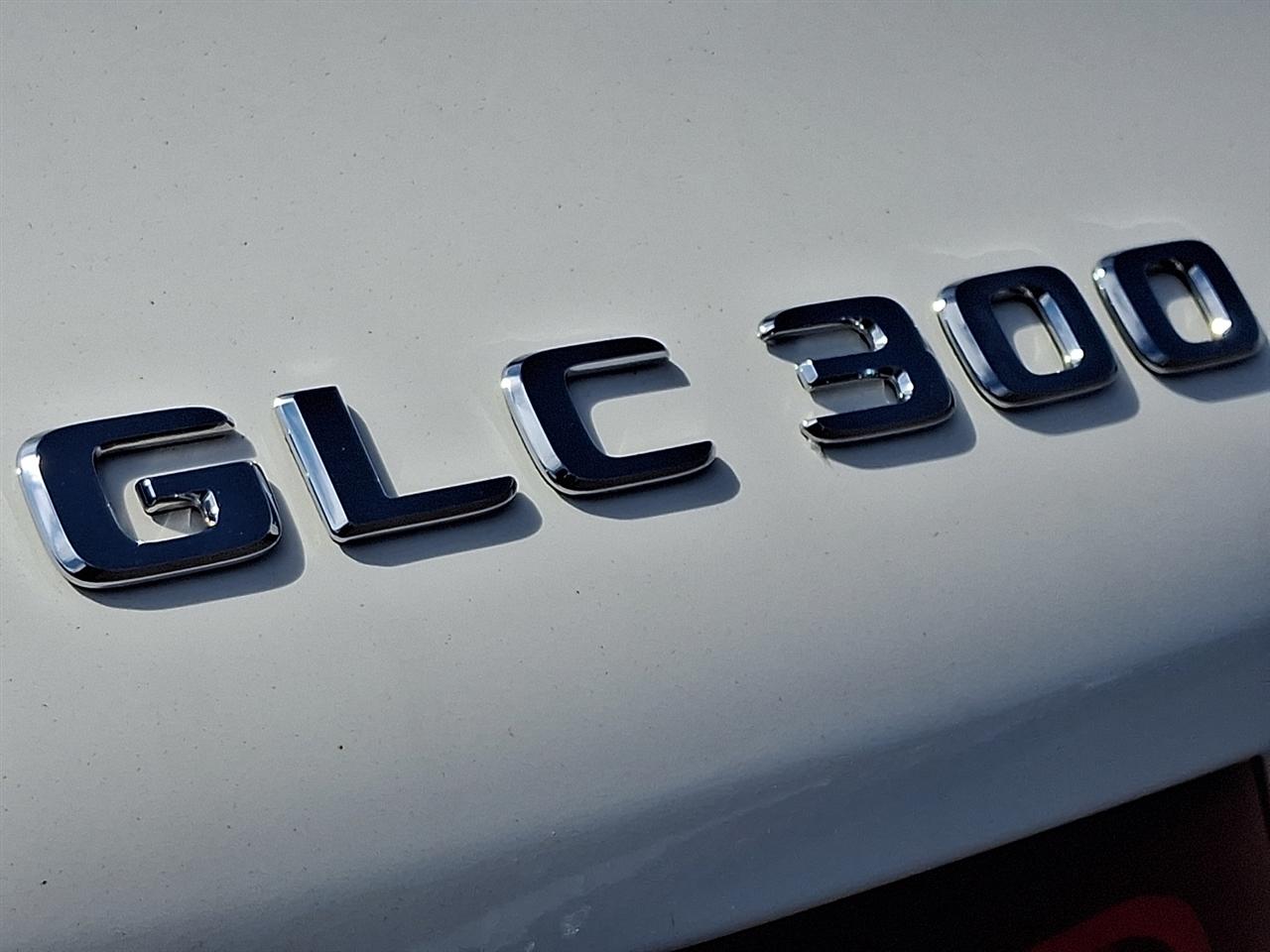 Mercedes-Benz GLC GLC 300 4MATIC SUV 2021