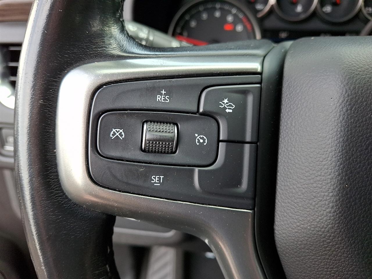 Chevrolet Tahoe 4WD 4dr LT 2021