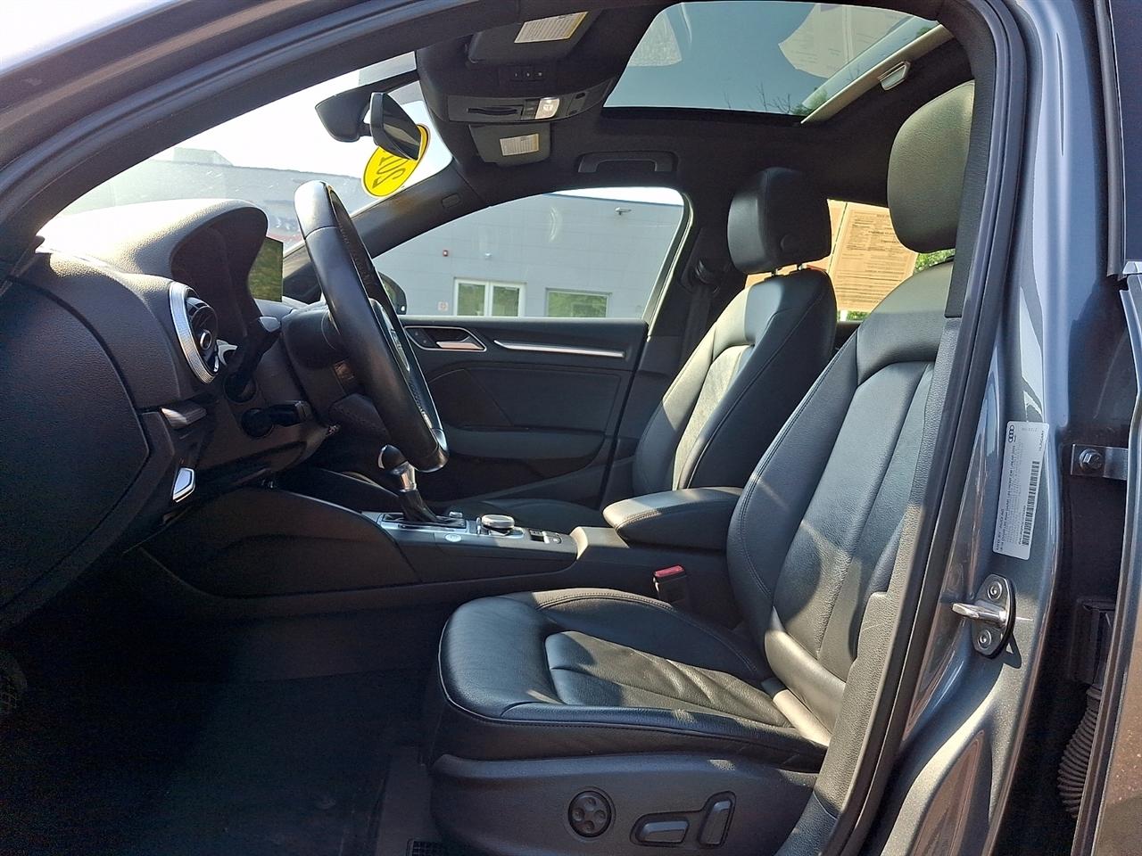 Audi A3 Sedan 2.0 TFSI Tech Premium Plus quattro AWD 2018