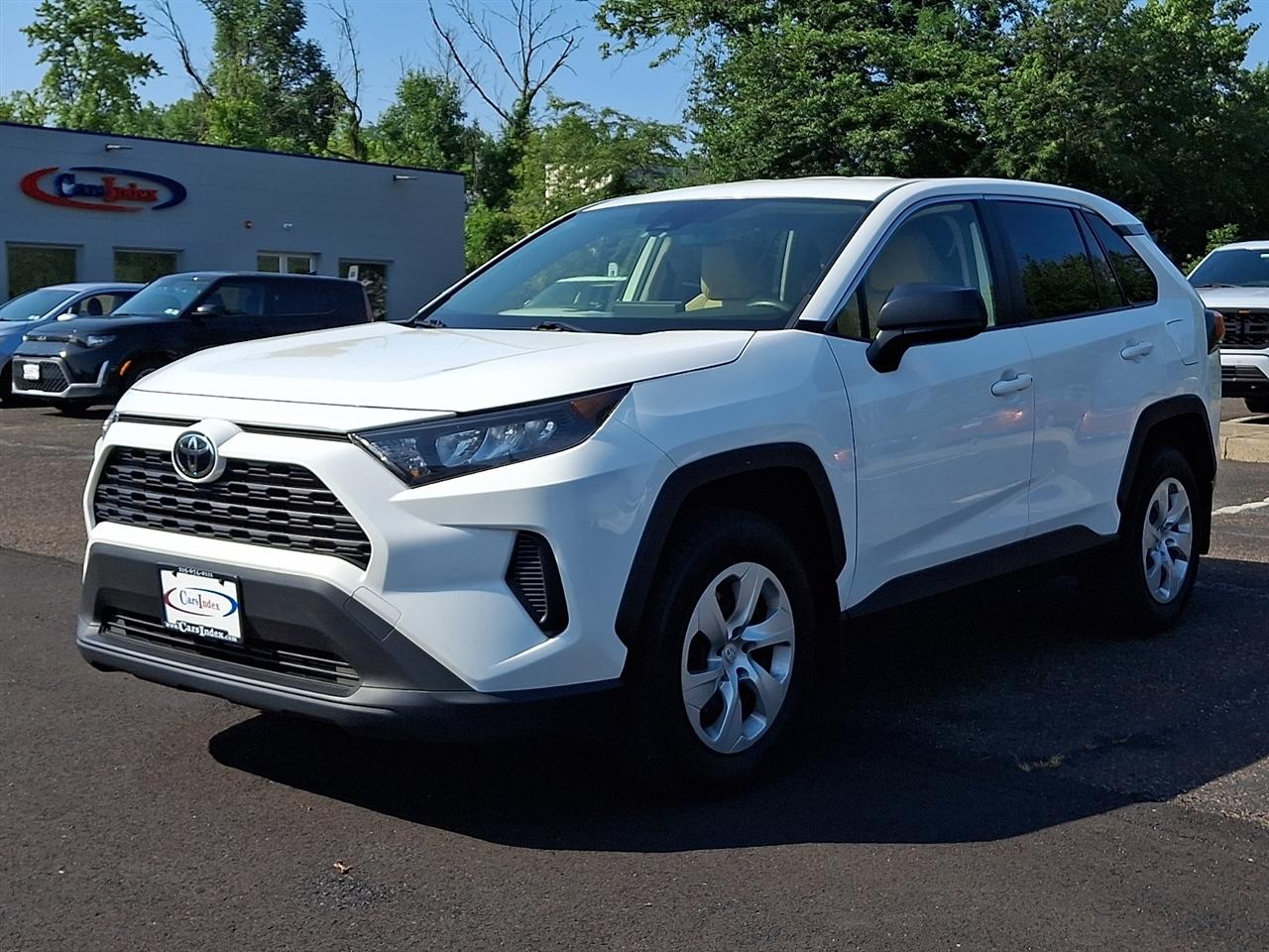 Toyota RAV4 LE AWD (Natl) 2022