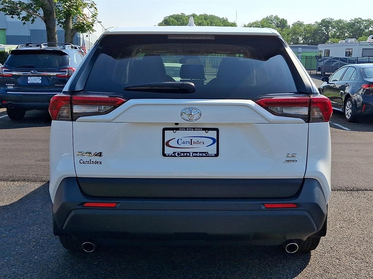 Toyota RAV4 LE AWD (Natl) 2022