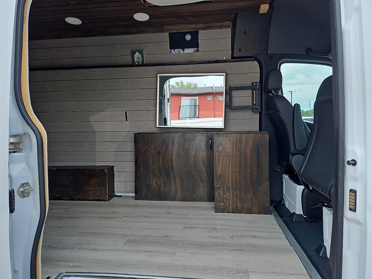 Mercedes-Benz Sprinter Van 2500 Standard Roof V6 144" RWD 2020