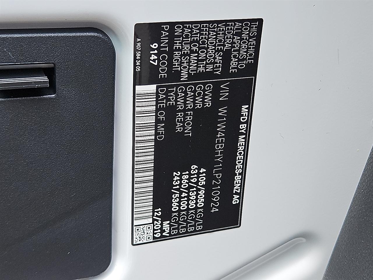 Mercedes-Benz Sprinter Van 2500 Standard Roof V6 144" RWD 2020