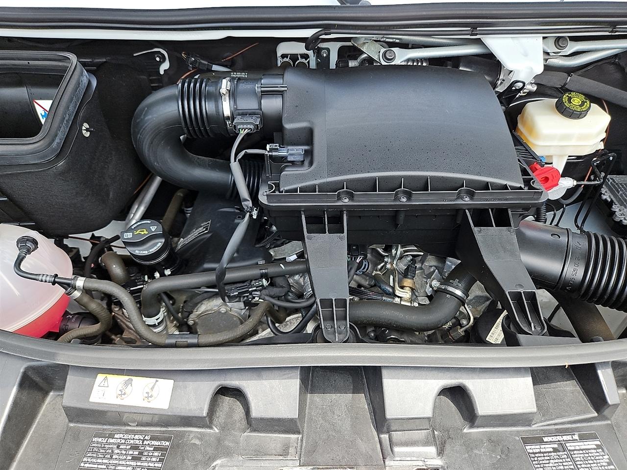 Mercedes-Benz Sprinter Van 2500 Standard Roof V6 144" RWD 2020