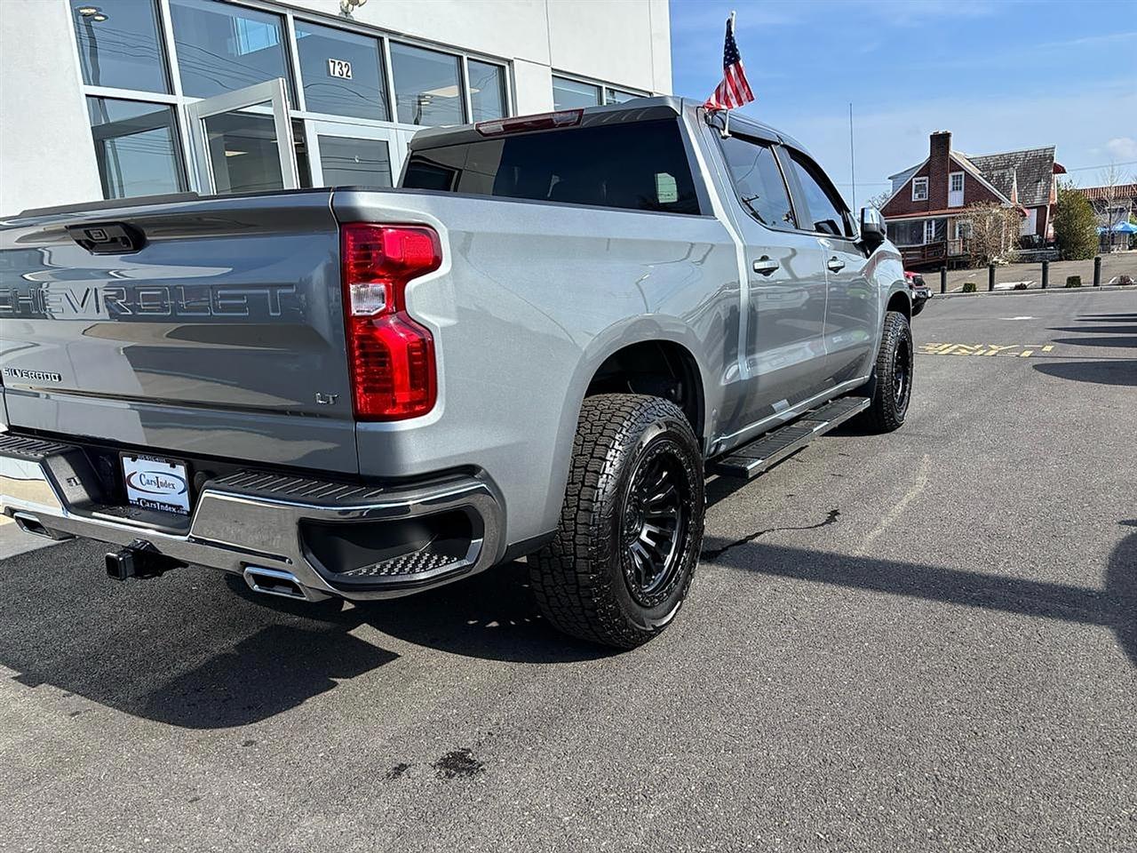 Chevrolet Silverado 1500 4WD Crew Cab 147" LT w/1LT 2023