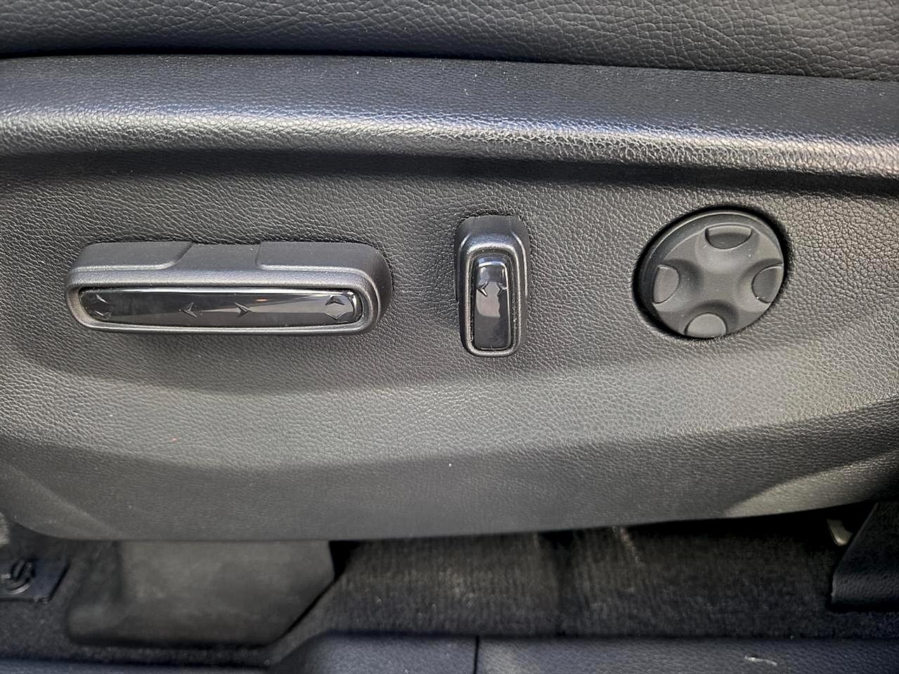 Honda Odyssey Touring Auto 2023