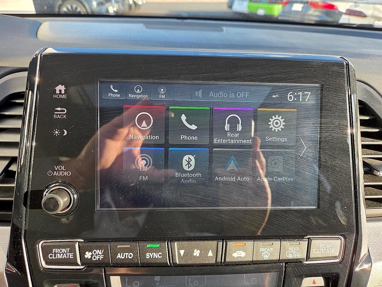 Honda Odyssey Touring Auto 2023