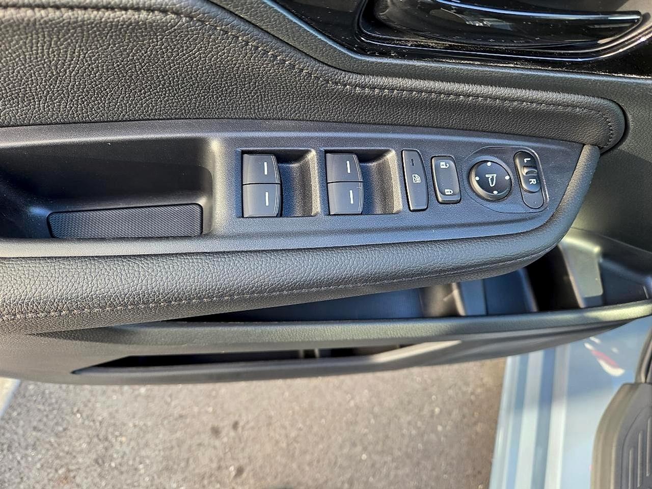 Honda Odyssey Touring Auto 2023