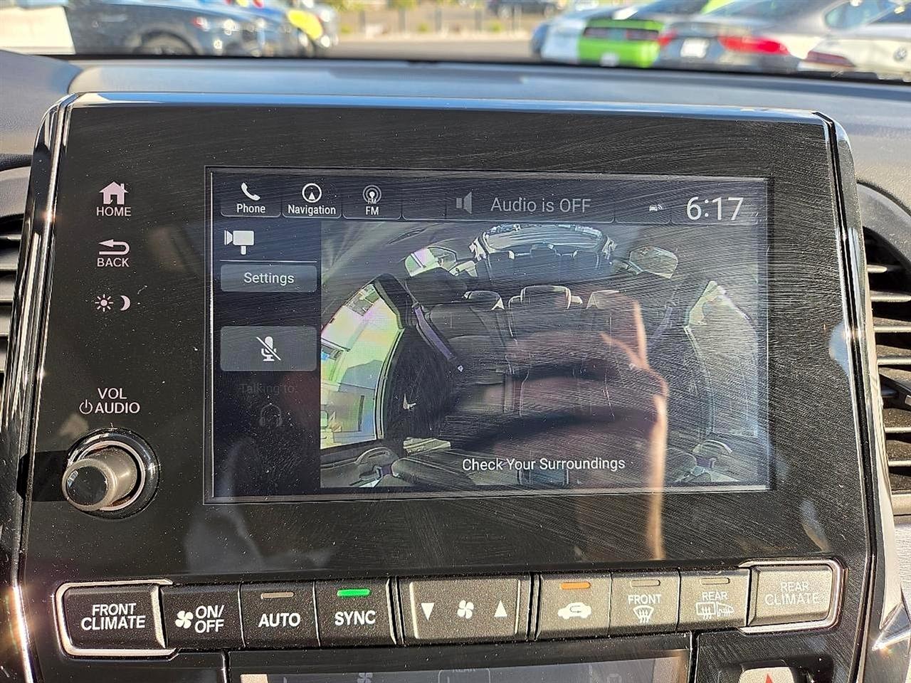 Honda Odyssey Touring Auto 2023