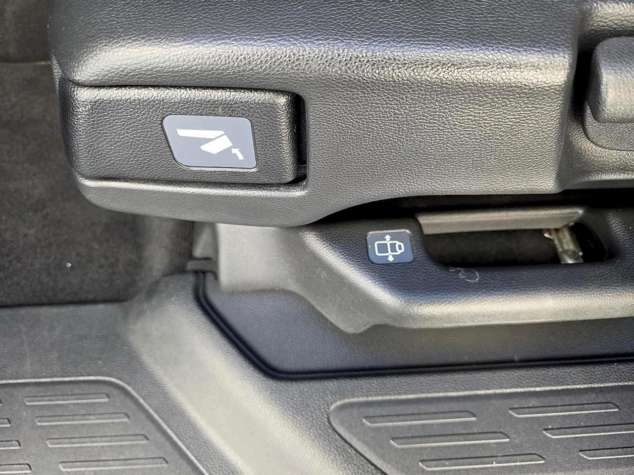 Honda Odyssey Touring Auto 2023
