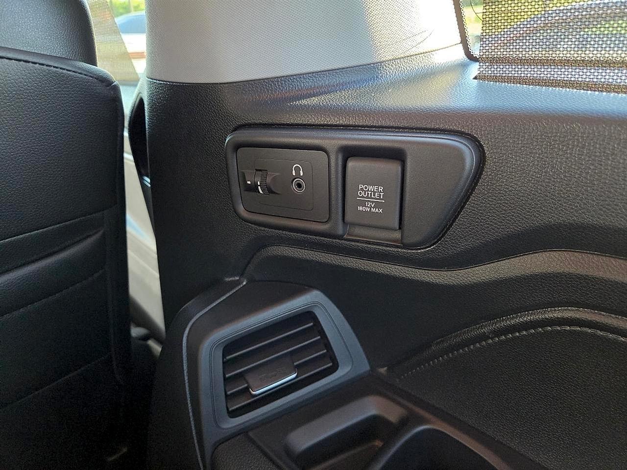 Honda Odyssey Touring Auto 2023