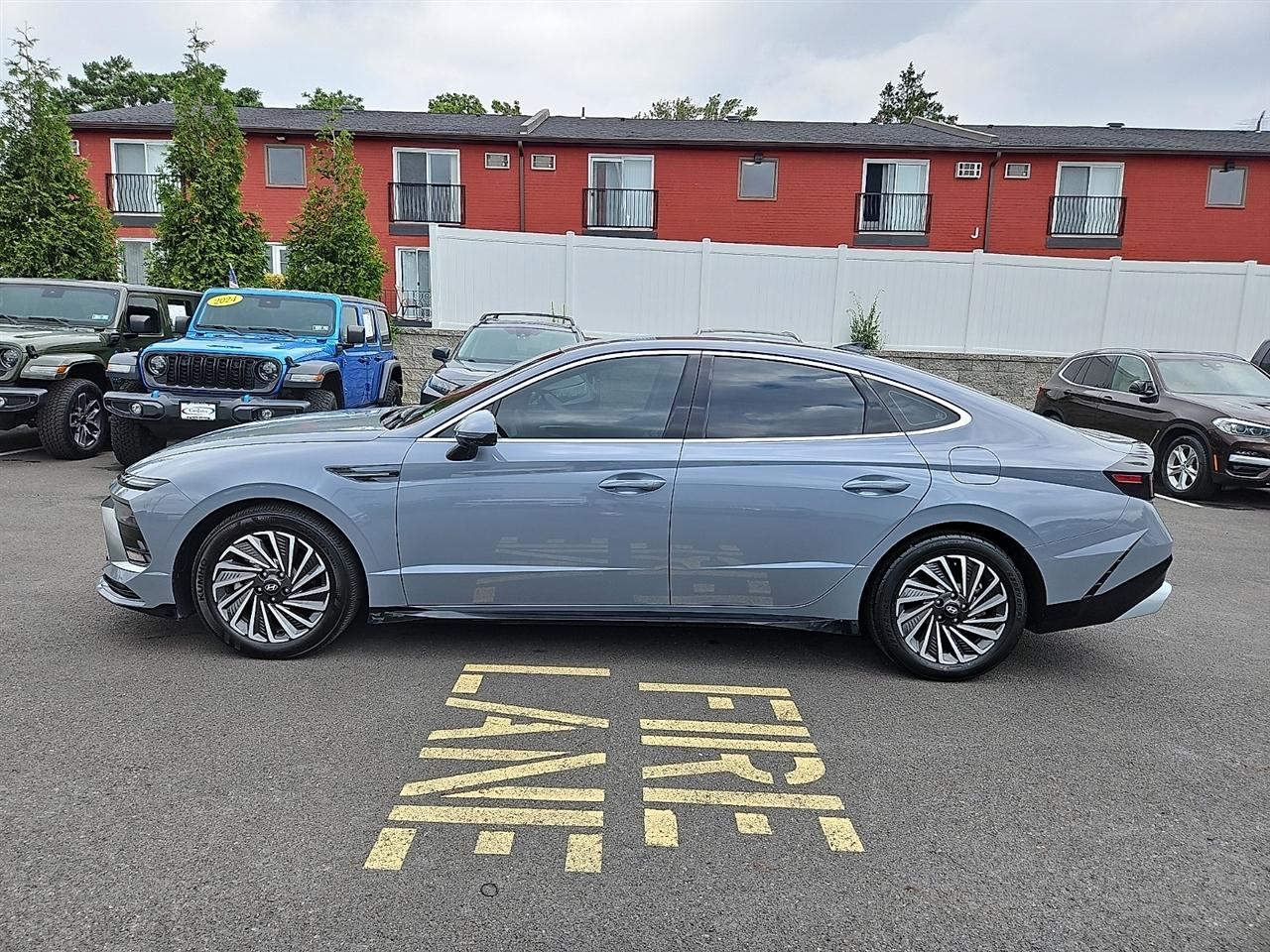 Hyundai Sonata Hybrid SEL 2.0L 2024