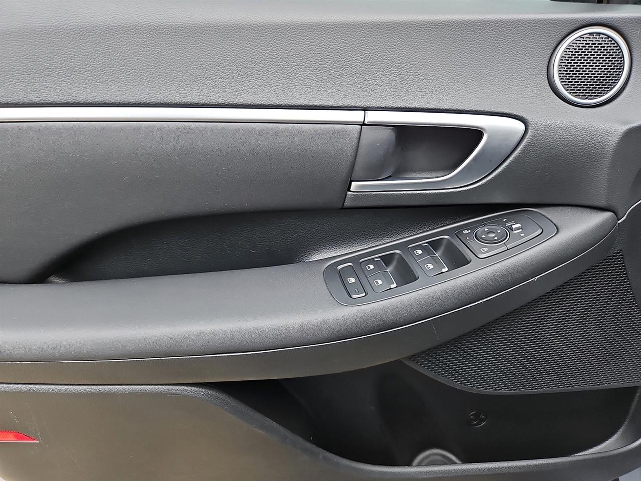 Hyundai Sonata Hybrid SEL 2.0L 2024