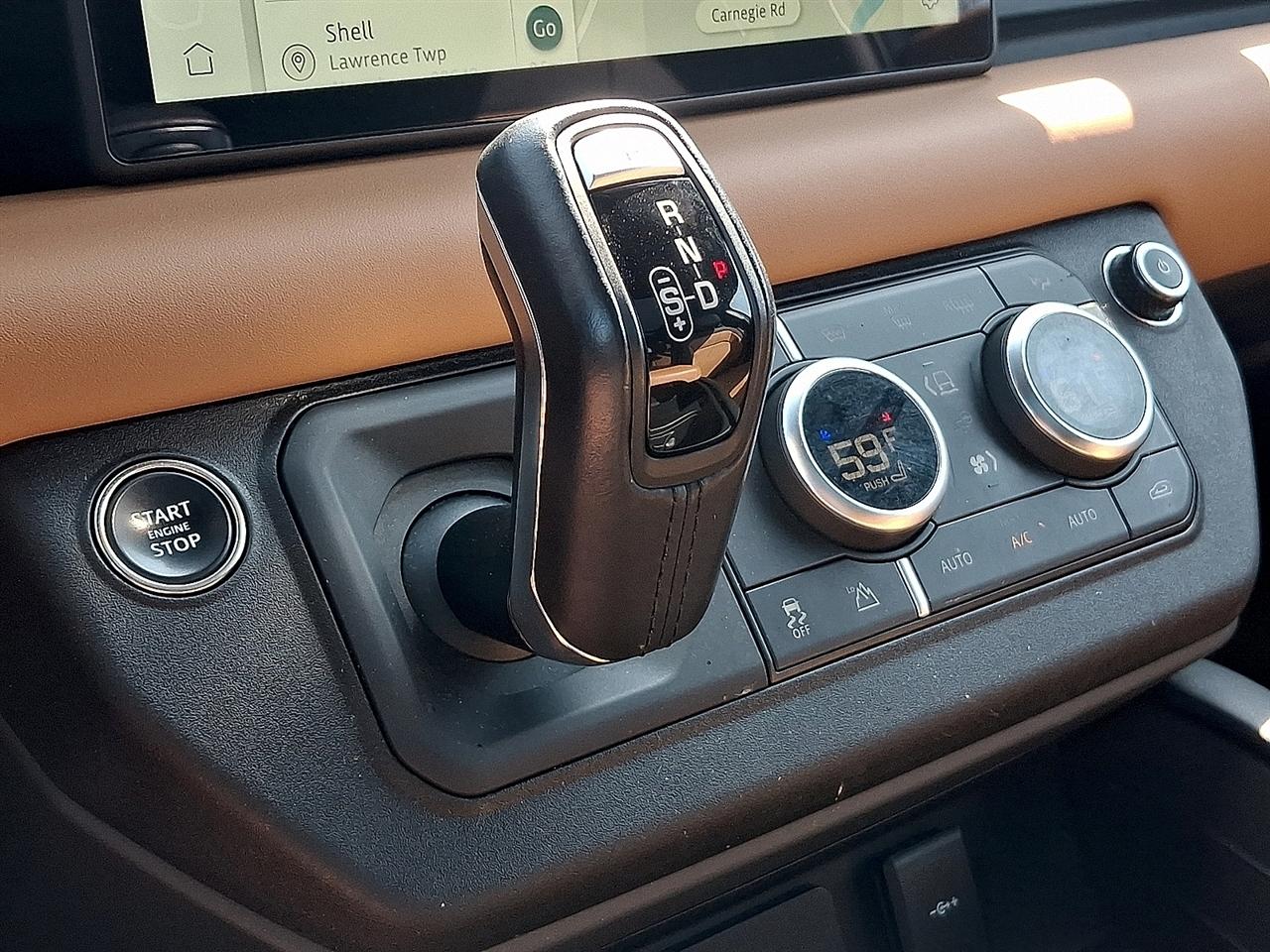 Land Rover Defender 110 X-Dynamic SE AWD 2023