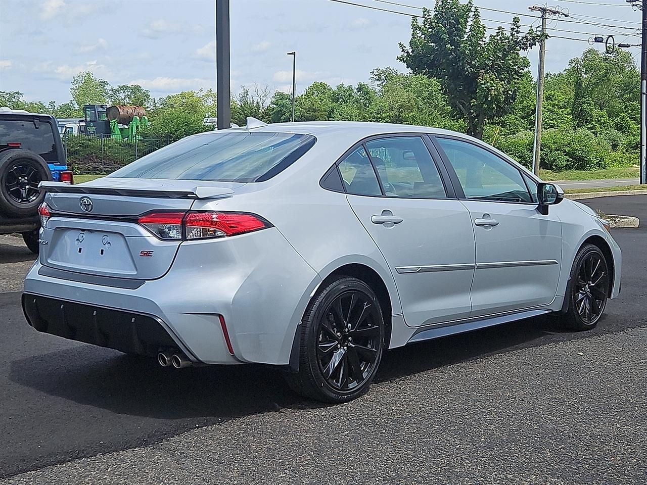 Toyota Corolla SE CVT (Natl) 2023