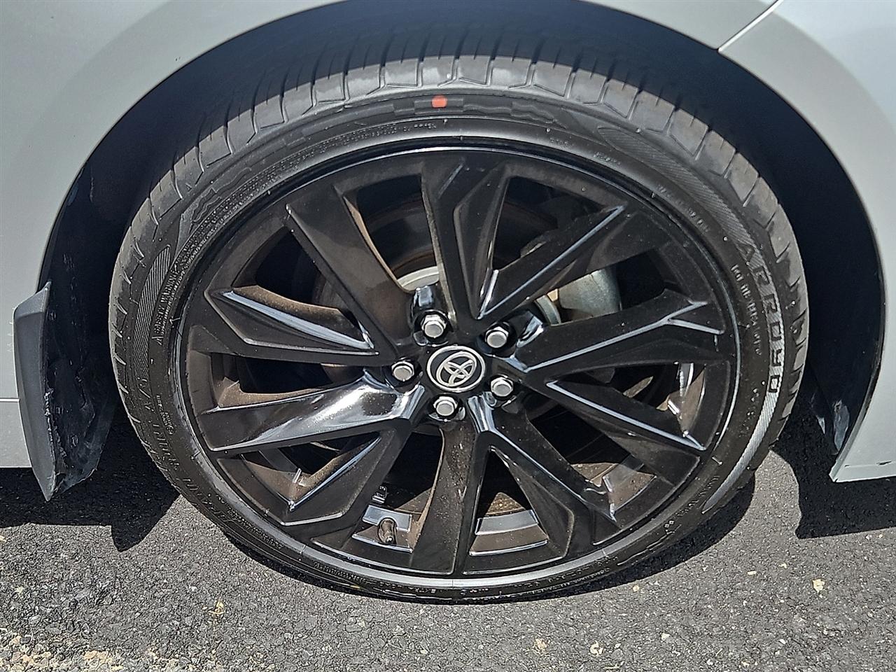 Toyota Corolla SE CVT (Natl) 2023