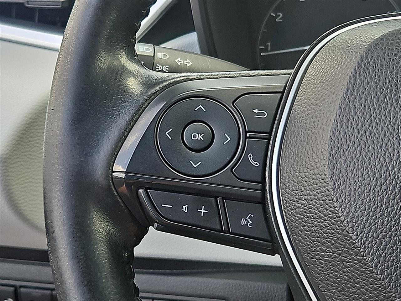 Toyota Corolla SE CVT (Natl) 2023