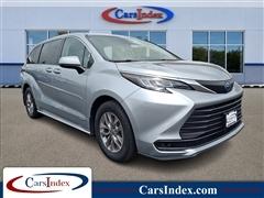 2021 Toyota Sienna 