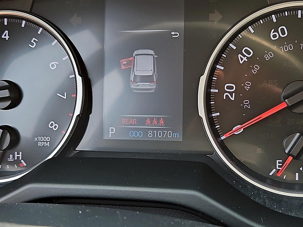 Toyota RAV4 LE AWD (Natl) 2020