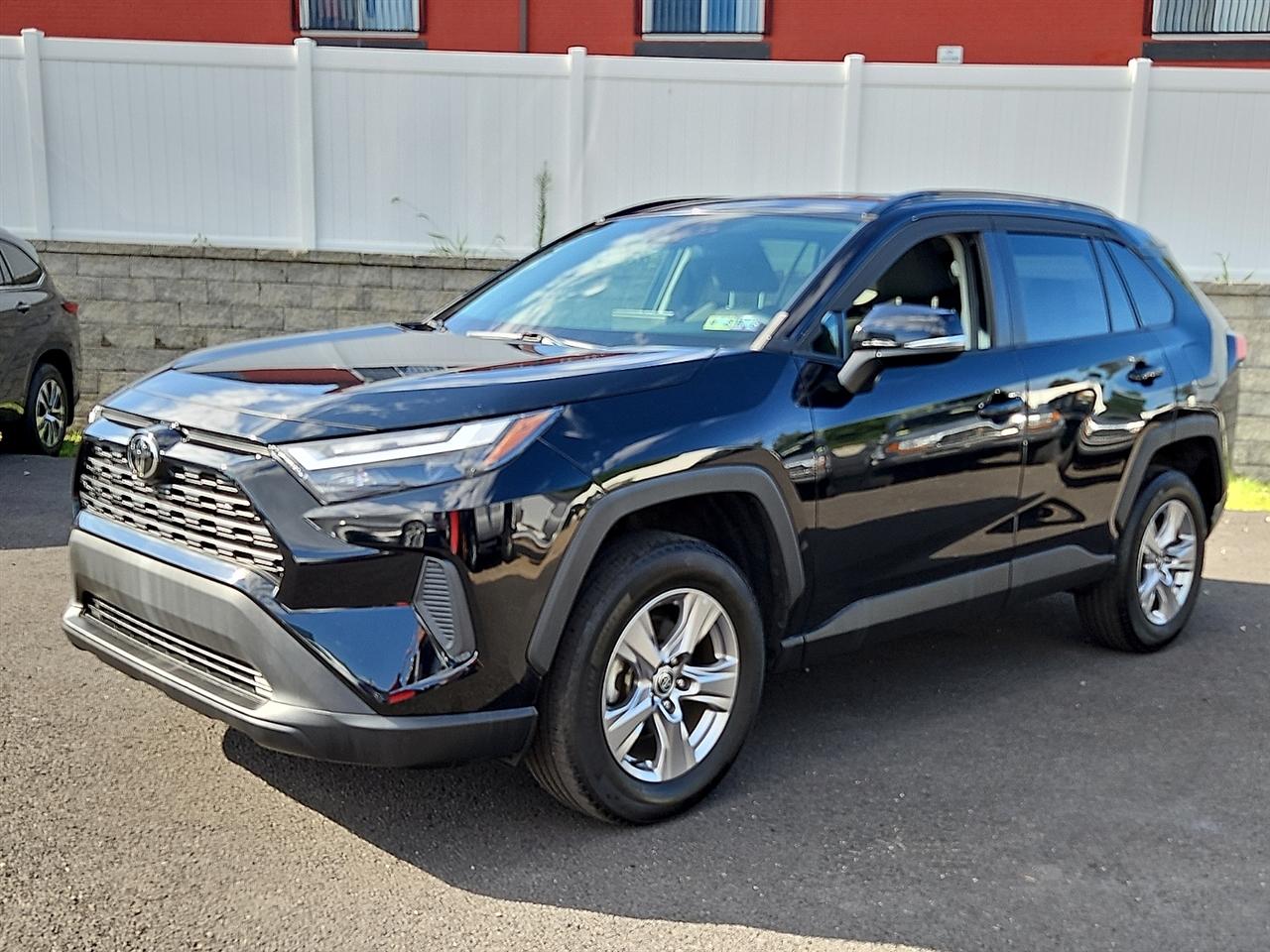 Toyota RAV4 XLE AWD (Natl) 2022