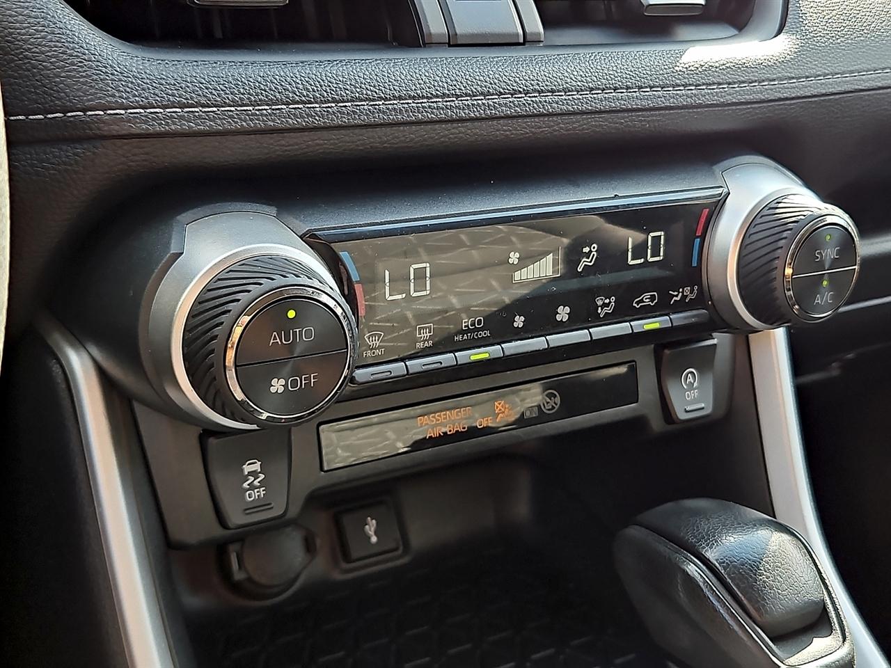 Toyota RAV4 XLE AWD (Natl) 2022