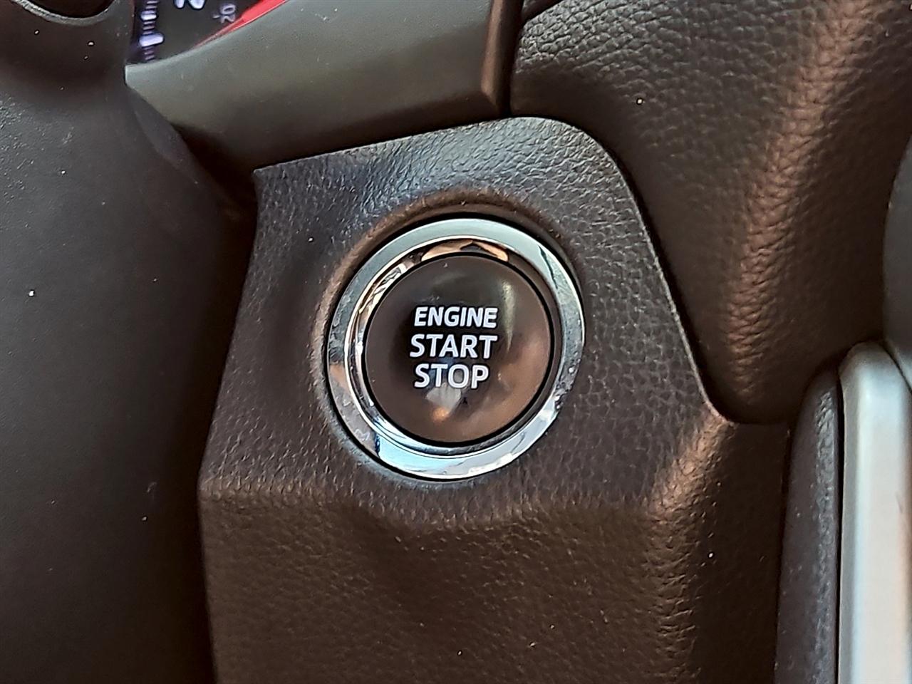 Toyota RAV4 XLE AWD (Natl) 2022