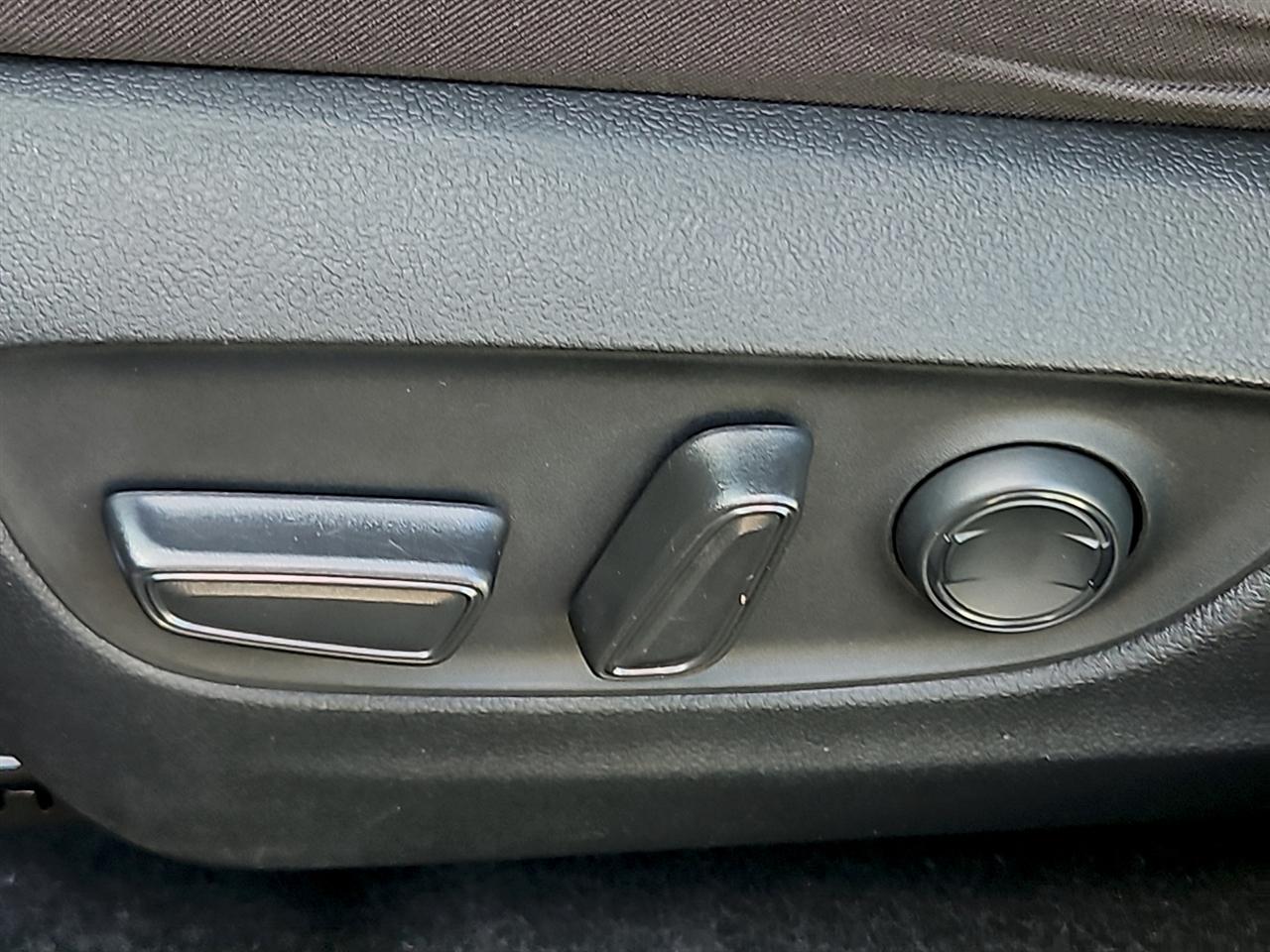 Toyota RAV4 XLE AWD (Natl) 2022