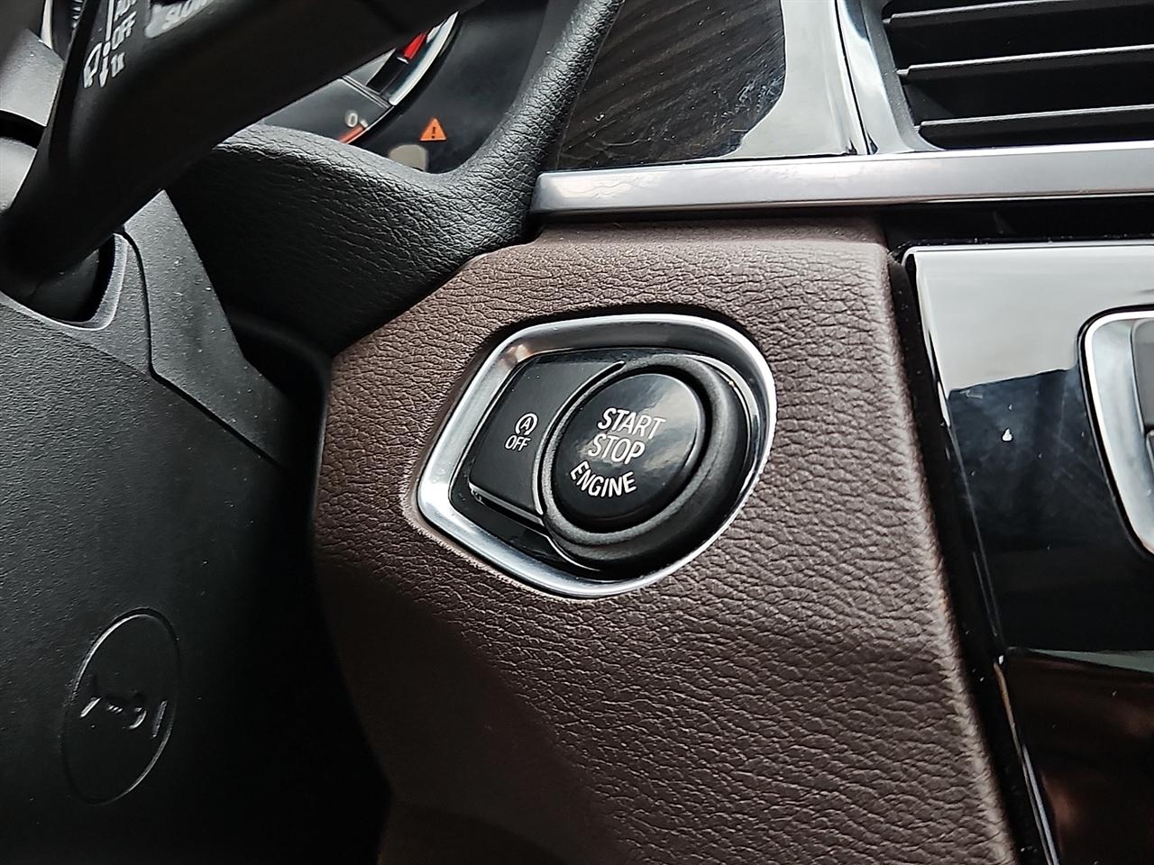 BMW X1 xDrive28i Sports Activity Vehicle 2018