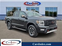 2024 Nissan Titan 