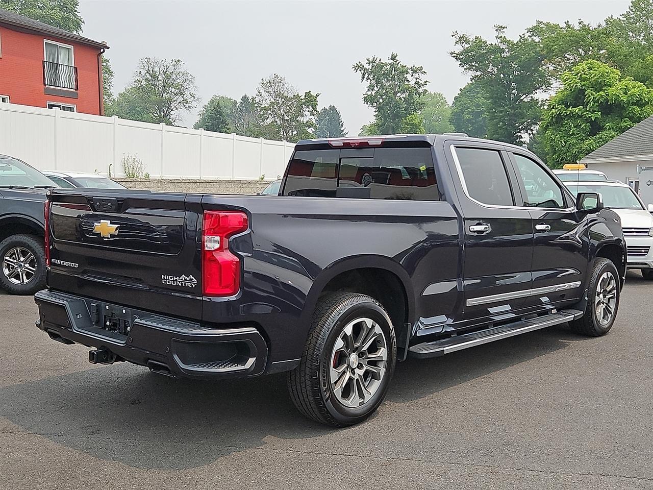 Chevrolet Silverado 1500 4WD Crew Cab 157" High Country 2024