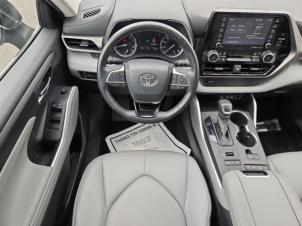 Toyota Highlander XLE AWD (Natl) 2021